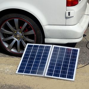 Comment installer un panneau solaire pour camping-car ?